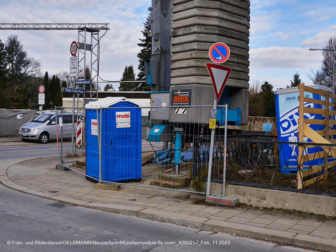 11.02.2023 - Baustelle Niederalmstraße 16 in Neuperlach